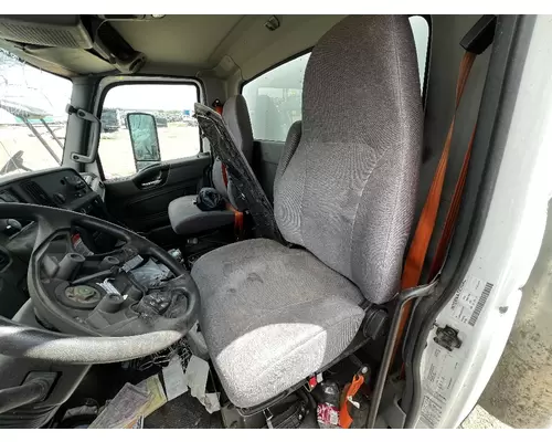 Seat, Front INTERNATIONAL MV607 DTI Trucks