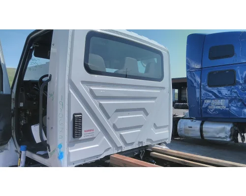 Cab INTERNATIONAL MV LKQ Heavy Truck - Goodys