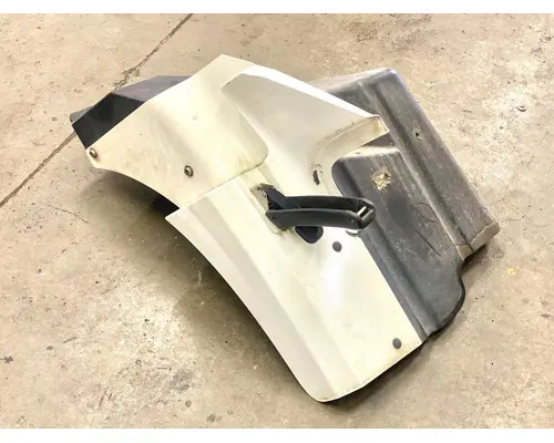 Fender Extension International Navistar Complete Recycling Group LLC