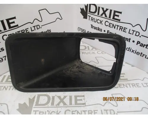 International PAYSTAR Headlamp Assembly