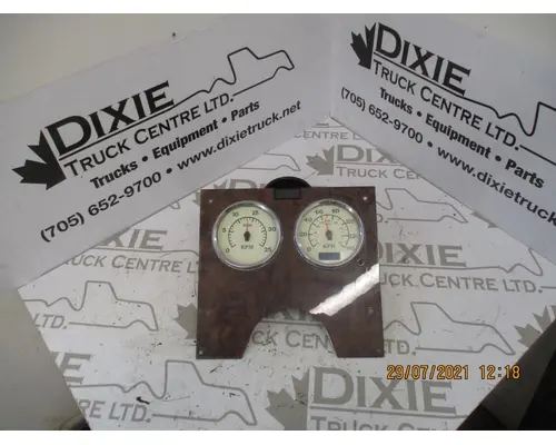 International PAYSTAR Instrument Cluster