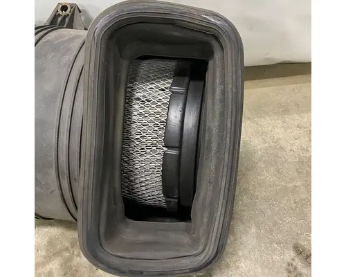 International PC015 Air Cleaner