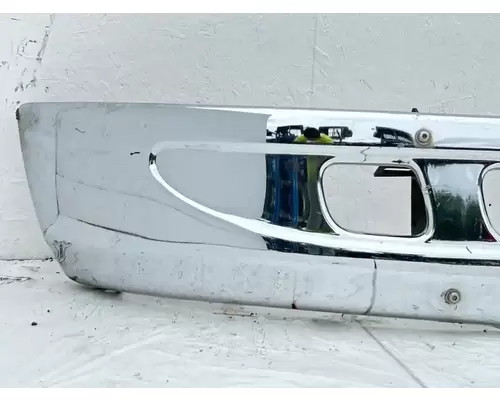 International PC015 Bumper Assembly, Front