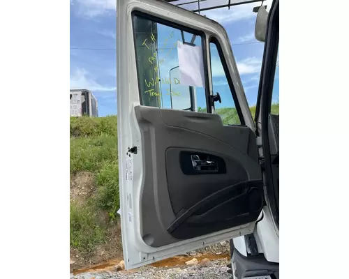 International PROSTAR PREMIUM 6X4 Door Assembly, Front