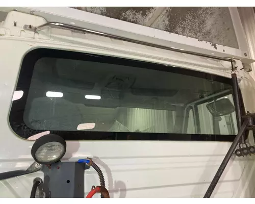 International PROSTAR Back Glass