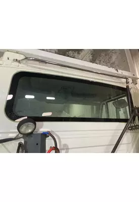 International PROSTAR Back Glass