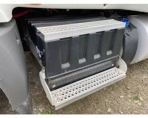 International PROSTAR Battery Box
