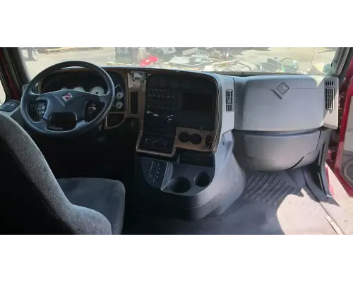 International PROSTAR Cab