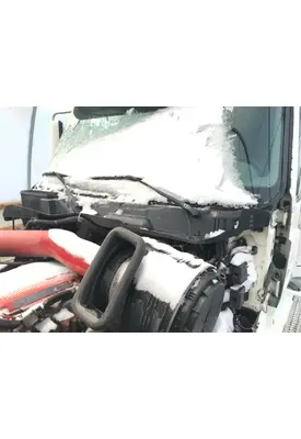 International PROSTAR Cowl