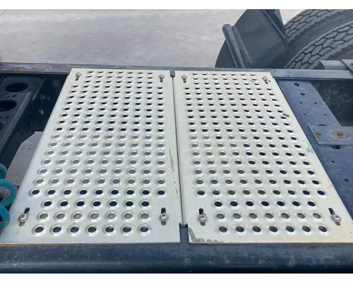 International PROSTAR Deckplate