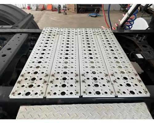 International PROSTAR Deckplate