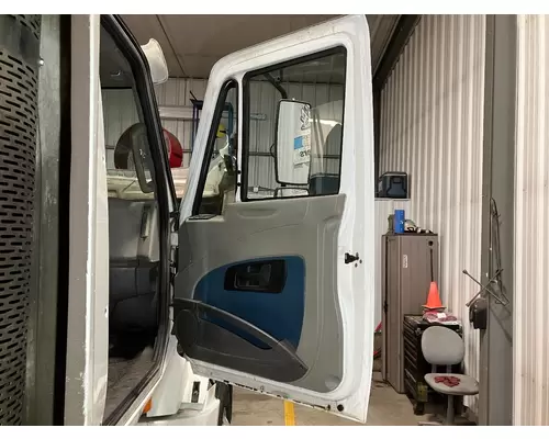International PROSTAR Door Assembly, Front
