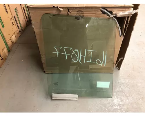 International PROSTAR Door Glass, Front