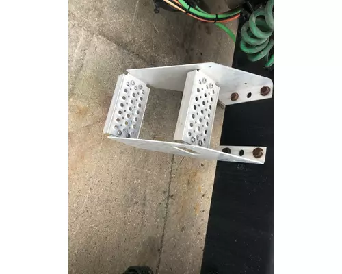 International PROSTAR Engine Brackets, Misc.
