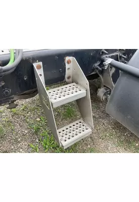 International PROSTAR Engine Brackets, Misc.