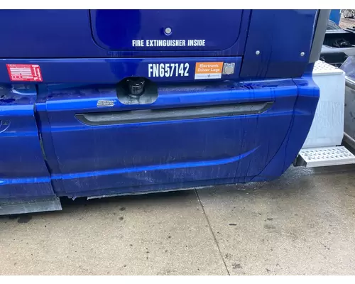 International PROSTAR Fairing (Side)