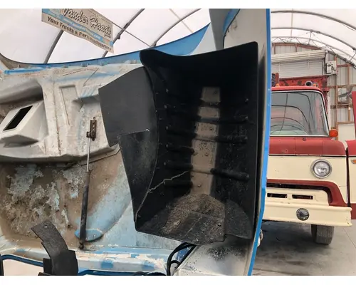 International PROSTAR Fender