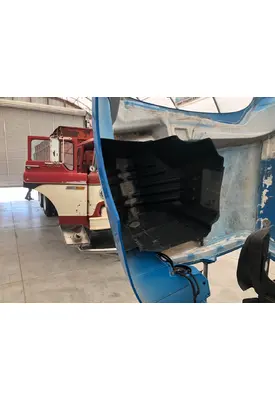 International PROSTAR Fender