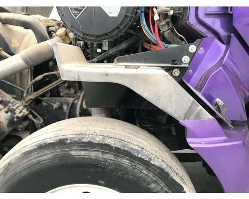 International PROSTAR Fender