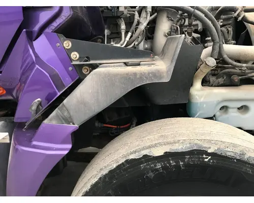 International PROSTAR Fender