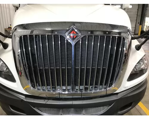 International PROSTAR Grille