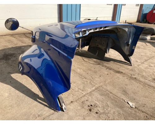 International PROSTAR Hood