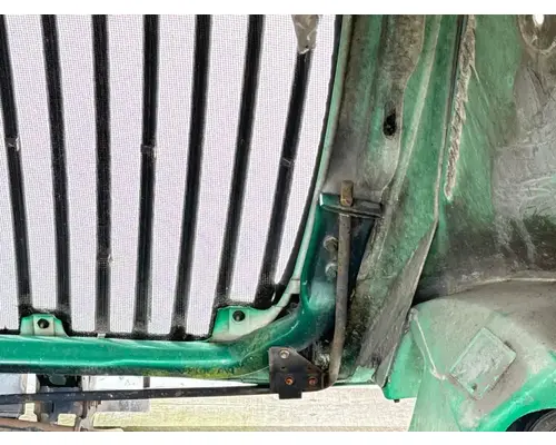 International PROSTAR Hood