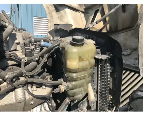 International PROSTAR Radiator Overflow Bottle  Surge Tank