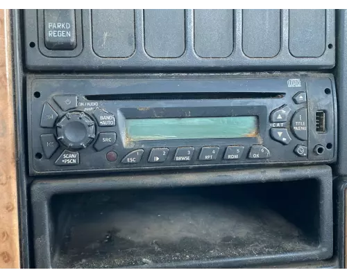 International PROSTAR Radio