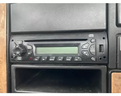 International PROSTAR Radio