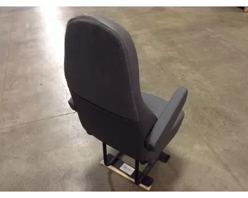 International PROSTAR Seat (non-Suspension)