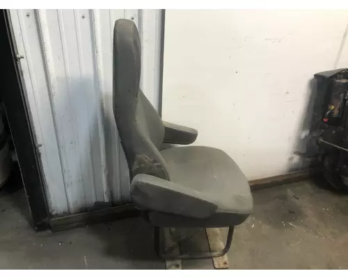 International PROSTAR Seat (non-Suspension)