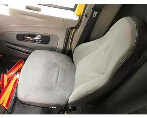 International PROSTAR Seat (non-Suspension)
