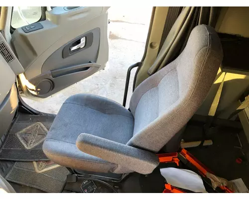 International PROSTAR Seat (non-Suspension)