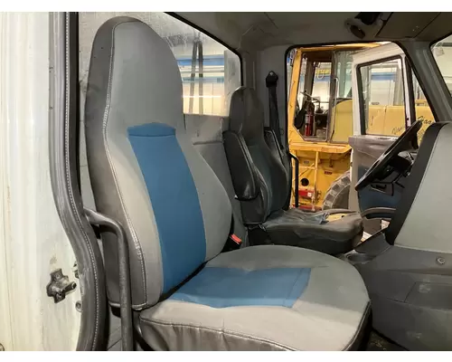 International PROSTAR Seat (non-Suspension)