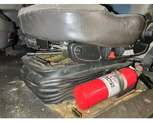 International PROSTAR Seat (non-Suspension)