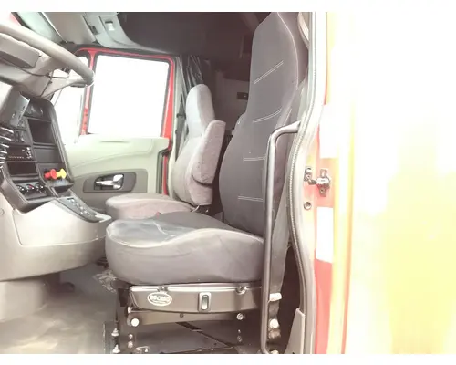 International PROSTAR Seat (non-Suspension)