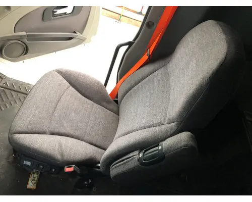 International PROSTAR Seat (non-Suspension)