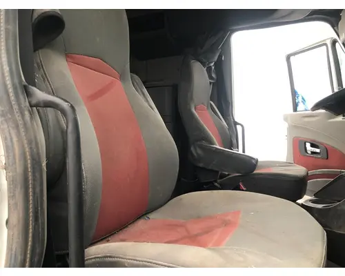 International PROSTAR Seat (non-Suspension)