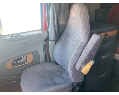 International PROSTAR Seat (non-Suspension)