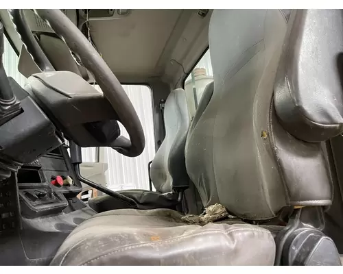 International PROSTAR Seat (non-Suspension)