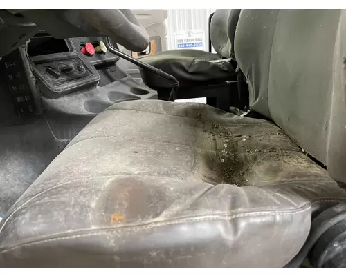 International PROSTAR Seat (non-Suspension)