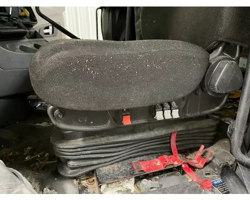 International PROSTAR Seat (non-Suspension)