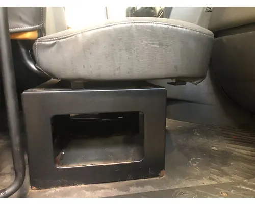 International PROSTAR Seat (non-Suspension)