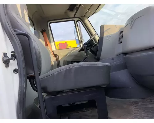 International PROSTAR Seat (non-Suspension)