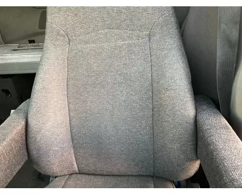 International PROSTAR Seat (non-Suspension)