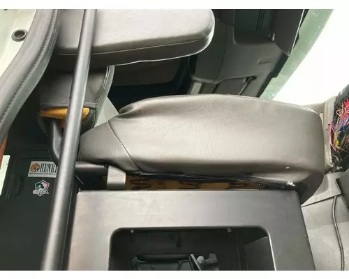 International PROSTAR Seat (non-Suspension)