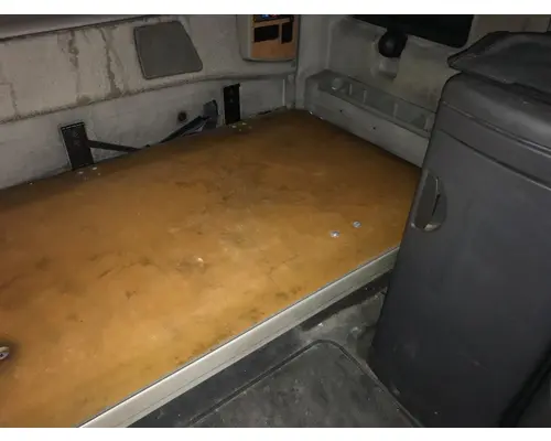 International PROSTAR Sleeper Bunk