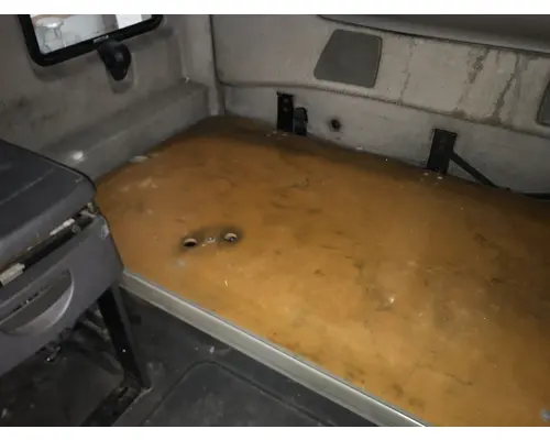 International PROSTAR Sleeper Bunk