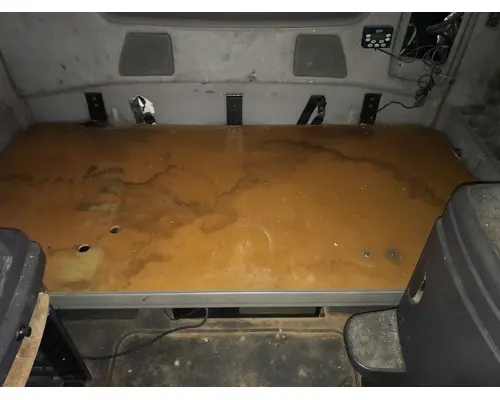 International PROSTAR Sleeper Bunk